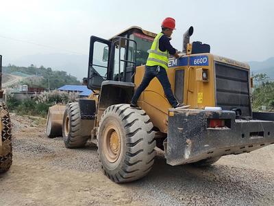 夾山鎮(zhèn) 以“三個(gè)明確”推動(dòng)非道路移動(dòng)機(jī)械尾氣檢測(cè)與非道路移動(dòng)機(jī)械管理平臺(tái)建設(shè)