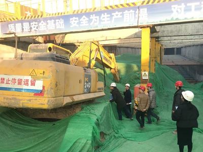 蓮湖區(qū)冬防期涉土工地非道路移動(dòng)機(jī)械現(xiàn)場(chǎng)抽查工作扎實(shí)推進(jìn)